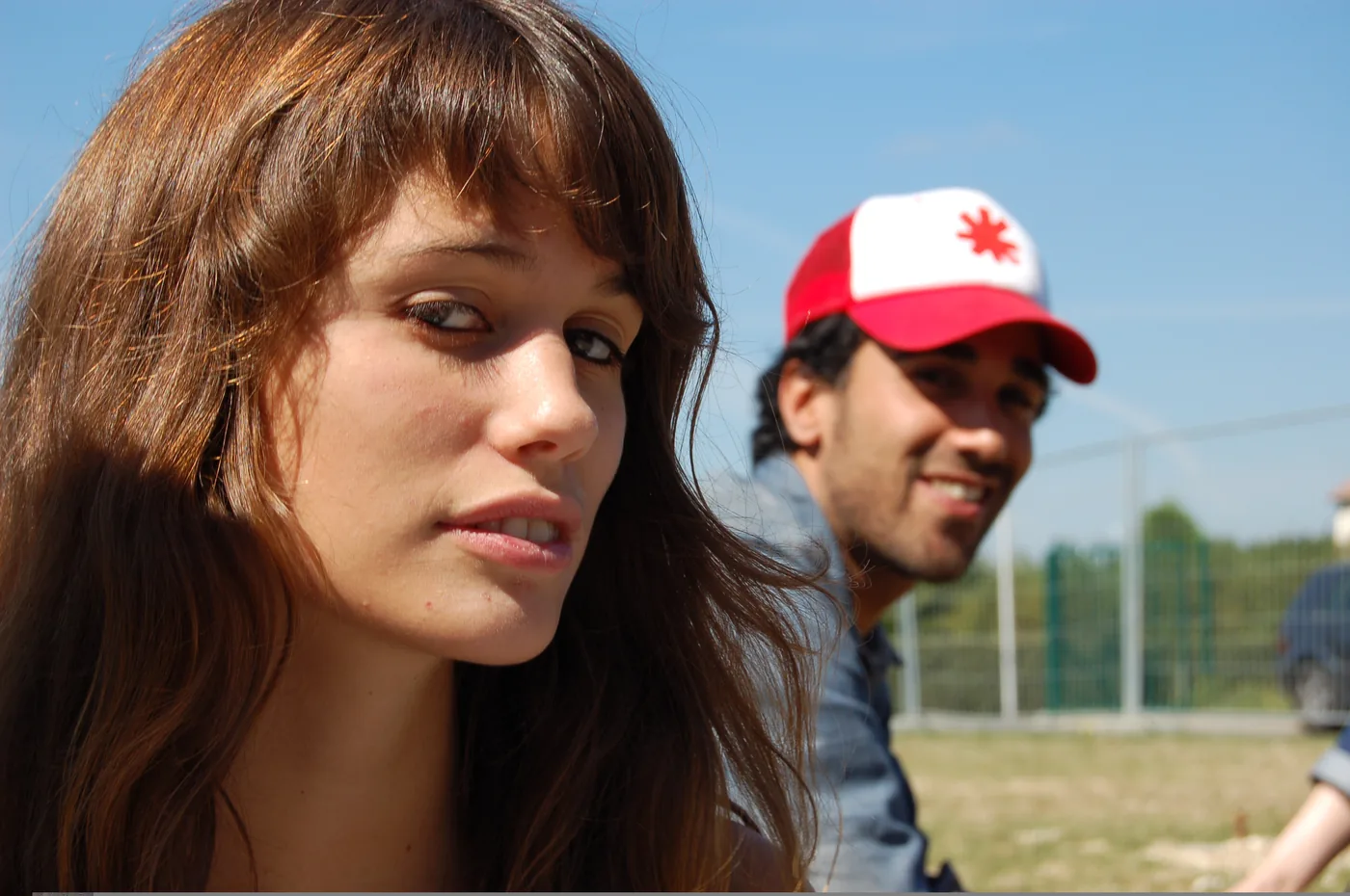Tournage du clip Lucy (Live Saver Remix) de JEALOUSY, 2005 — making-of clip Lucy JEALOUSY 2005, scène extérieure ensoleillée